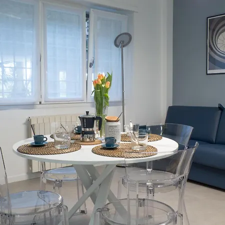 6 Fermate Dal Centro, Apartment