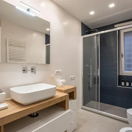 6 Fermate Dal Centro, Apartment