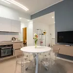 6 Fermate Dal Centro, Residenza Marchese Roma