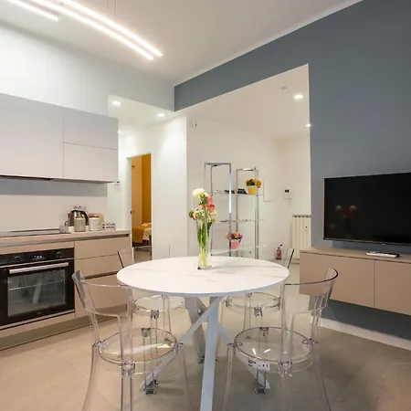 6 Fermate Dal Centro, Residenza Marchese רומא