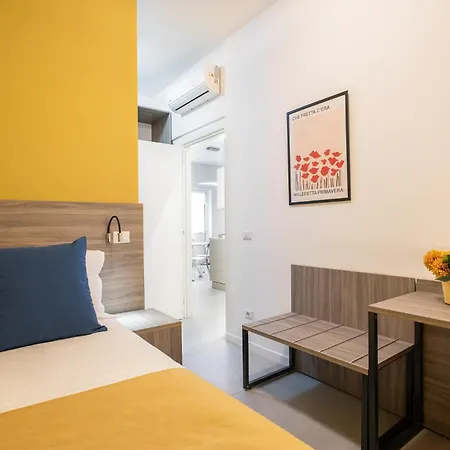 6 Fermate Dal Centro, Residenza Marchese דירה