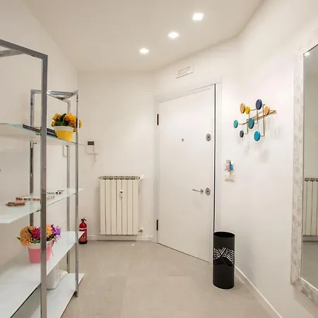 דירה 6 Fermate Dal Centro, Residenza Marchese רומא