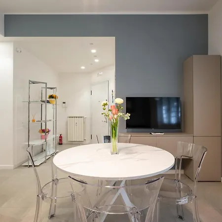 6 Fermate Dal Centro, Residenza Marchese דירה *