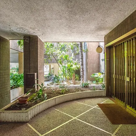 6 Fermate Dal Centro, Apartamento *